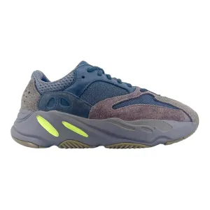 adidas Yeezy Boost 700 Mauve Pre-Owned