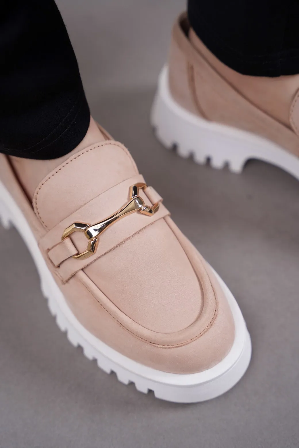 BUCKLED LEATHER LOAFERS