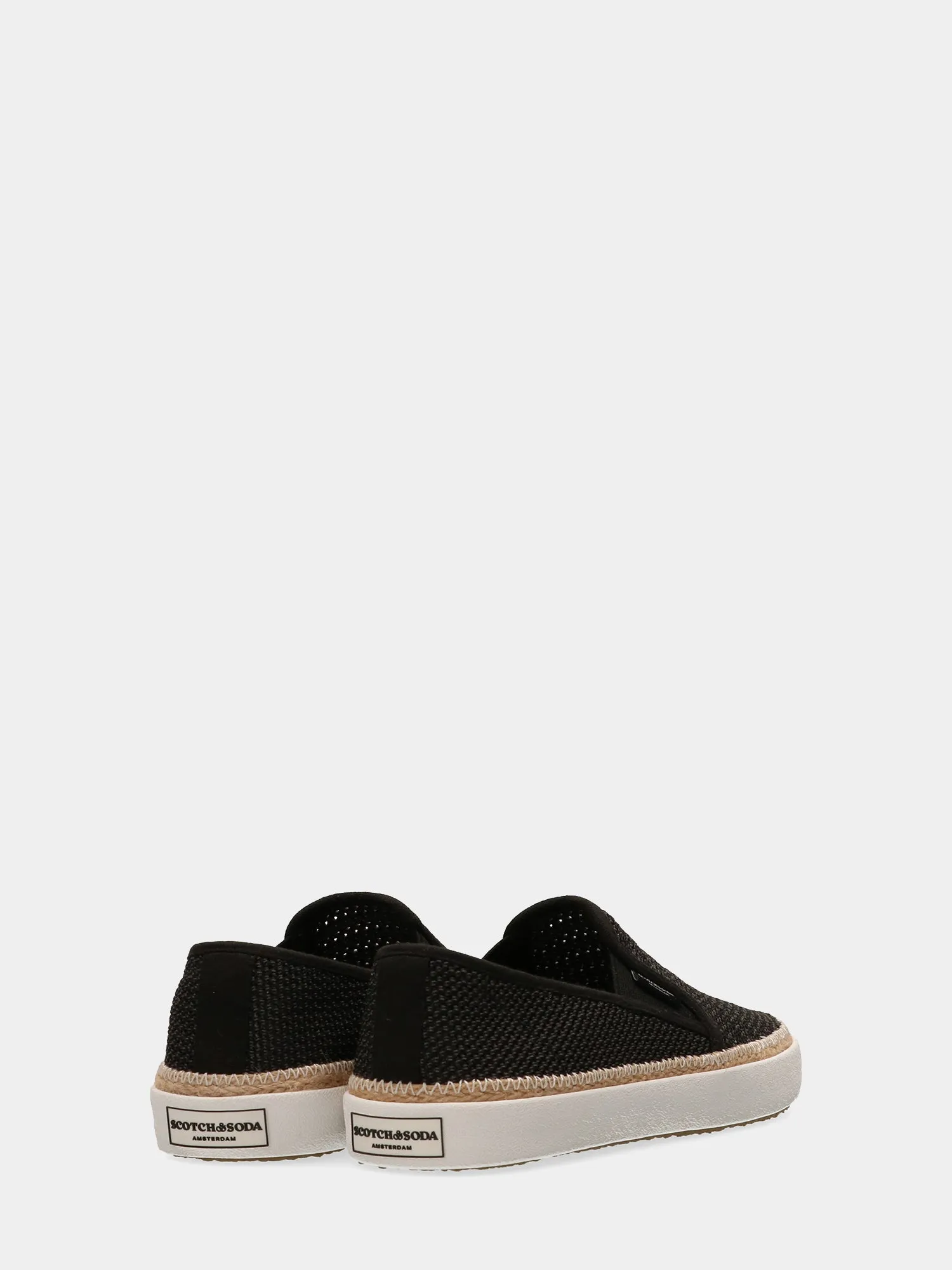 Izomi slip on shoe