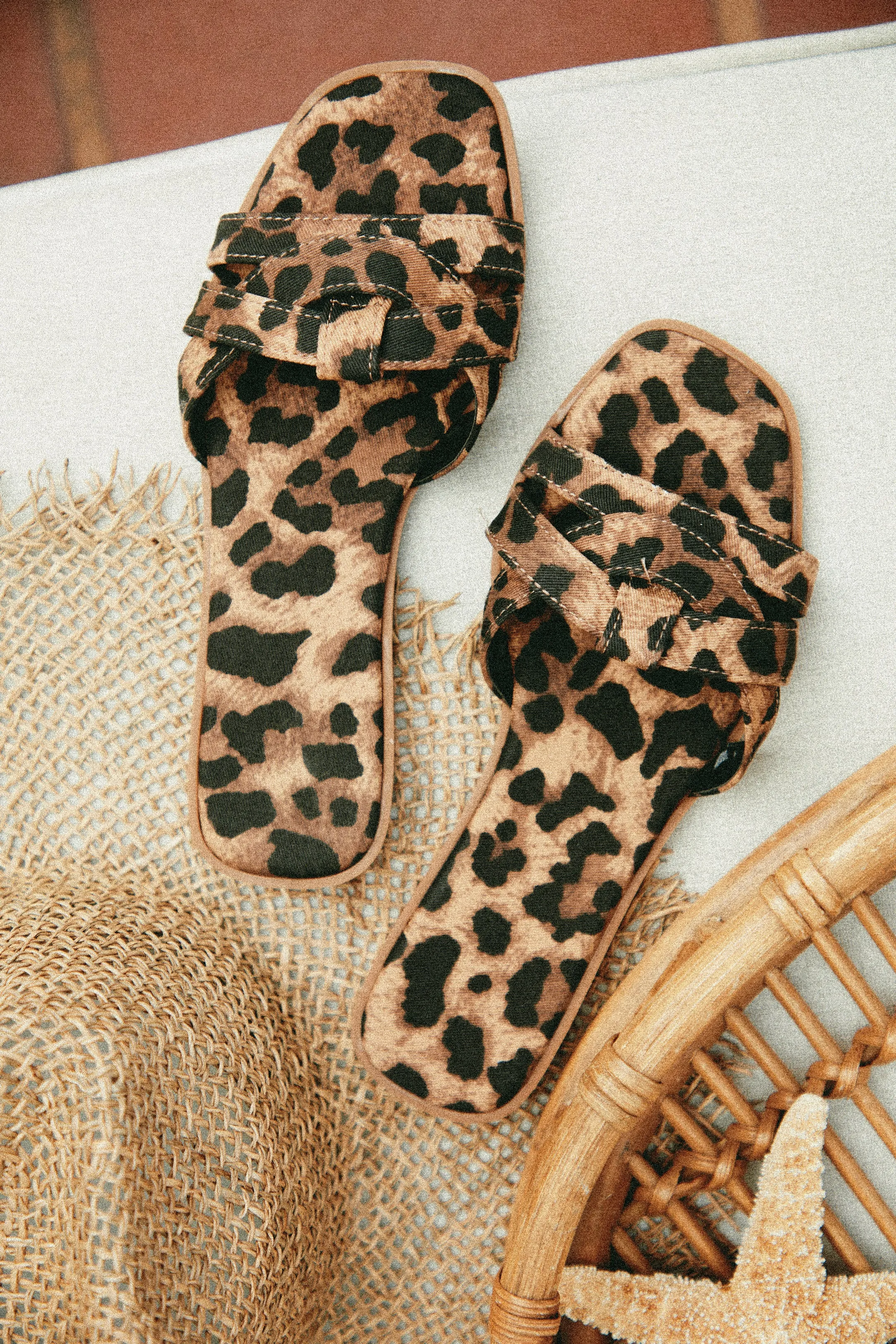 Maile Slip On Sandals - Leopard