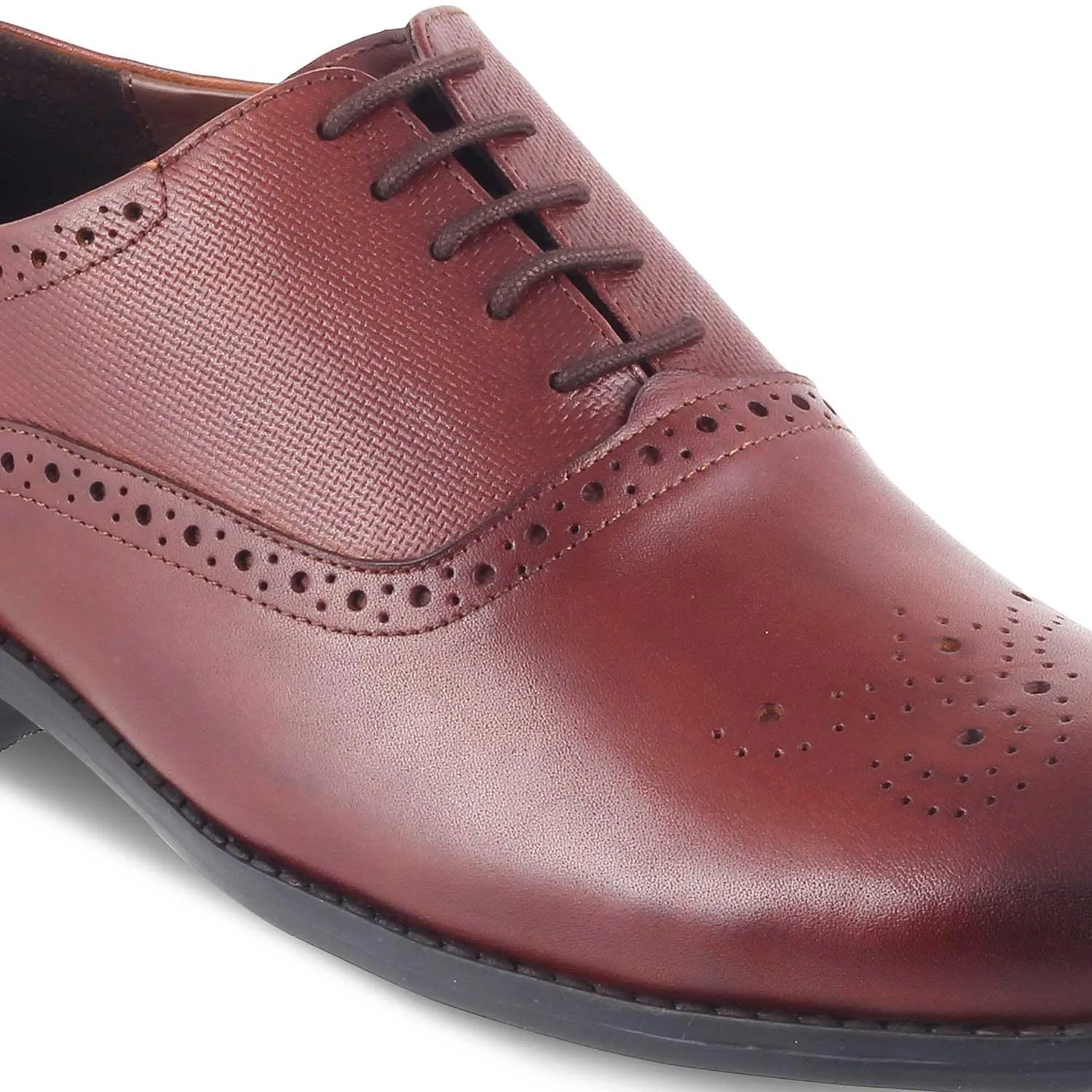 The Cerob Tan Men's Oxford Brogue Lace Ups Tresmode