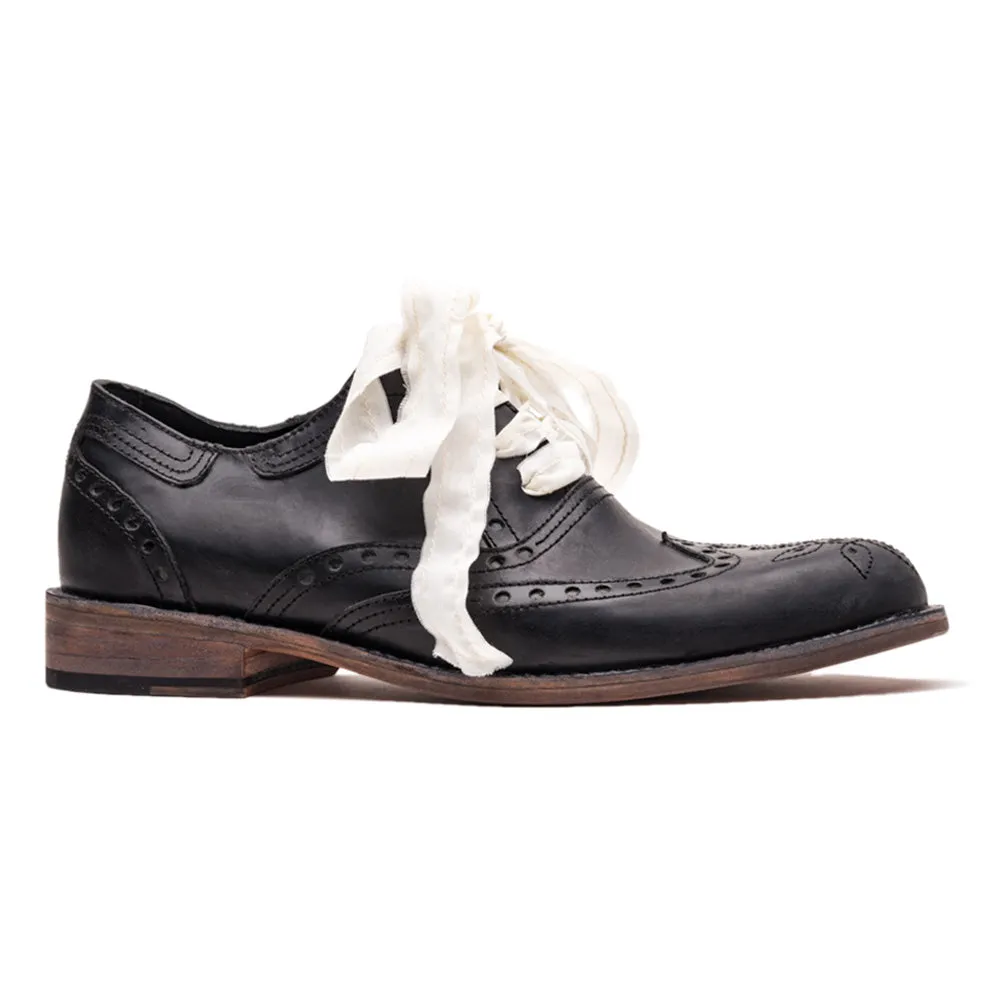 Vanas – Oxford Lace-Up